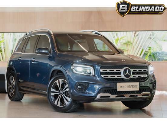 MERCEDES-BENZ-GLB 200-2021