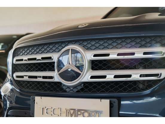 MERCEDES-BENZ-GLB 200-2021