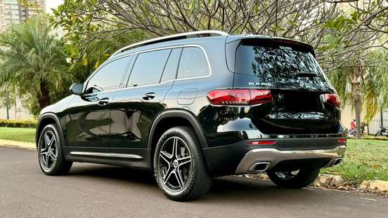 MERCEDES-BENZ-GLB 200-2022