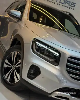 MERCEDES-BENZ-GLB 220-2024