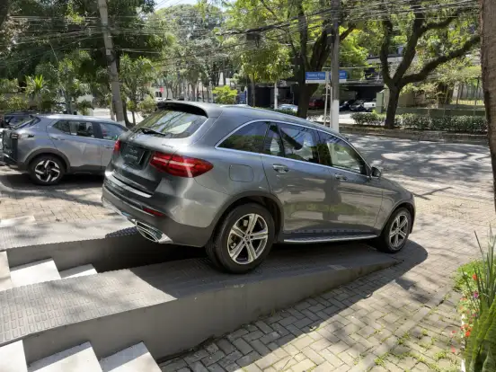 MERCEDES-BENZ-GLC 250-2017