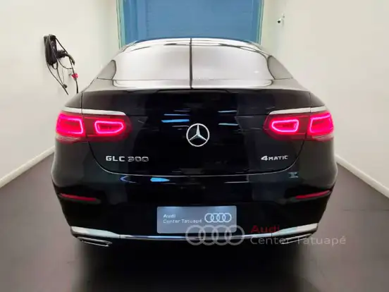 MERCEDES-BENZ-GLC 300-2.0 CGI GASOLINA COUPÉ 4MATIC 9G-TRONIC MERCEDES-BENZ-GLC 300-2020
