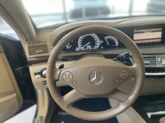 MERCEDES-BENZ-S 500 L-4.7 V8 32V BITURBO GASOLINA 4P AUTOMÁTICO MERCEDES-BENZ-S 500 L-2011