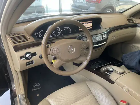 MERCEDES-BENZ-S 500 L-4.7 V8 32V BITURBO GASOLINA 4P AUTOMÁTICO MERCEDES-BENZ-S 500 L-2011