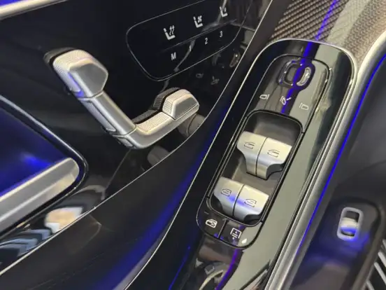 MERCEDES-BENZ-S 63 AMG-4.0 V8 TURBO PHEV E PERFORMANCE 4MATIC+ SPEEDSHIFT MERCEDES-BENZ-S 63 AMG-2026