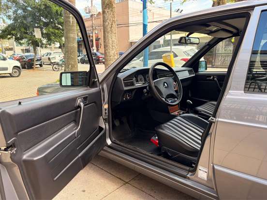 MERCEDES-BENZ-190 E-2.0 SEDAN 8V GASOLINA 4P MANUAL MERCEDES-BENZ-190 E-1992
