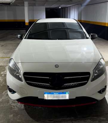 MERCEDES-BENZ-A 200-2014