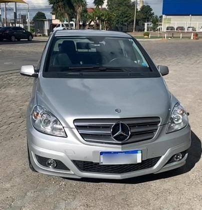 MERCEDES-BENZ B 180 1.7 8V GASOLINA 4P AUTOMÁTICO