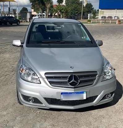 MERCEDES-BENZ-B 180-1.7 8V GASOLINA 4P AUTOMÁTICO MERCEDES-BENZ-B 180-2011