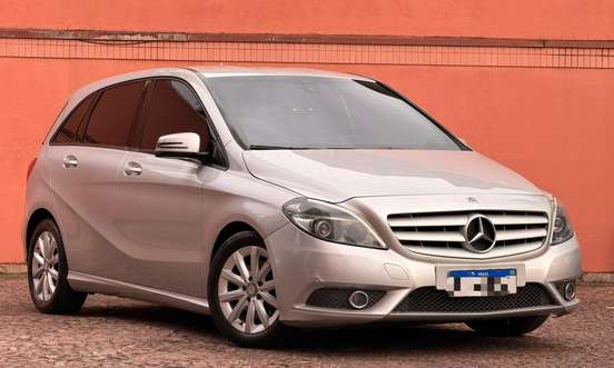 MERCEDES-BENZ-B 200-1.6 TURBO GASOLINA 4P AUTOMÁTICO MERCEDES-BENZ-B 200-2013