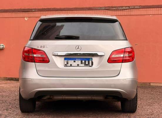 MERCEDES-BENZ-B 200-1.6 TURBO GASOLINA 4P AUTOMÁTICO MERCEDES-BENZ-B 200-2013
