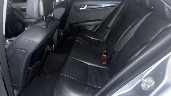MERCEDES-BENZ-C 180-2013
