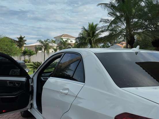 MERCEDES-BENZ-E 250-2.0 AVANTGARDE 16V TURBO GASOLINA 4P AUTOMÁTICO MERCEDES-BENZ-E 250-2013