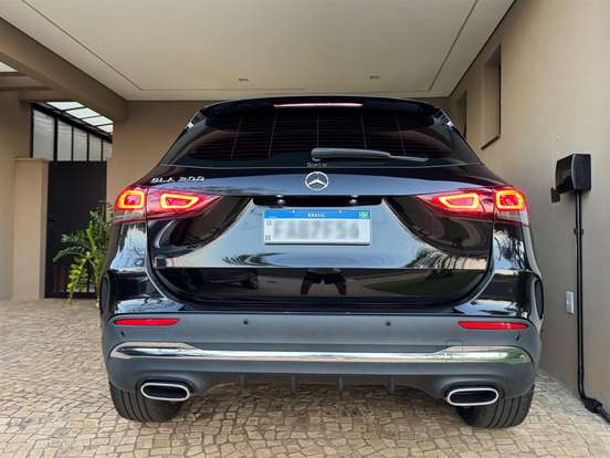 MERCEDES-BENZ-GLA 200-1.3 GCI GASOLINA AMG LINE 7G-DCT MERCEDES-BENZ-GLA 200-2022
