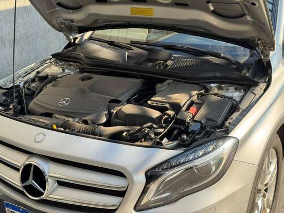 MERCEDES-BENZ-GLA 200-2014