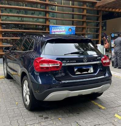 MERCEDES-BENZ-GLA 200-2018