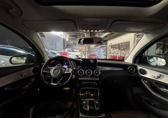MERCEDES-BENZ-GLC 250-2016