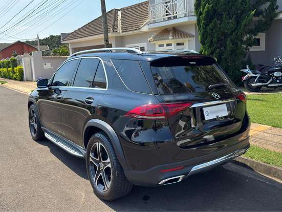 MERCEDES-BENZ-GLE 400d-2023