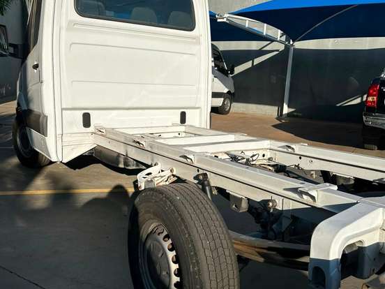 MERCEDES-BENZ-SPRINTER-2.2 CDI DIESEL CHASSIS 415 LONGO MANUAL MERCEDES-BENZ-SPRINTER-2018