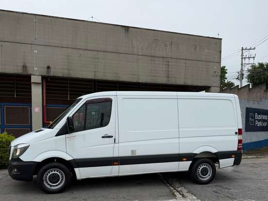 MERCEDES-BENZ-SPRINTER-2.2 CDI DIESEL FURGÃO 313 STREET LONGO MANUAL MERCEDES-BENZ-SPRINTER-2018