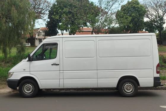 MERCEDES-BENZ SPRINTER 2.2 FURGÃO 311 CDI LONGO TETO BAIXO DIESEL 3P MANUAL
