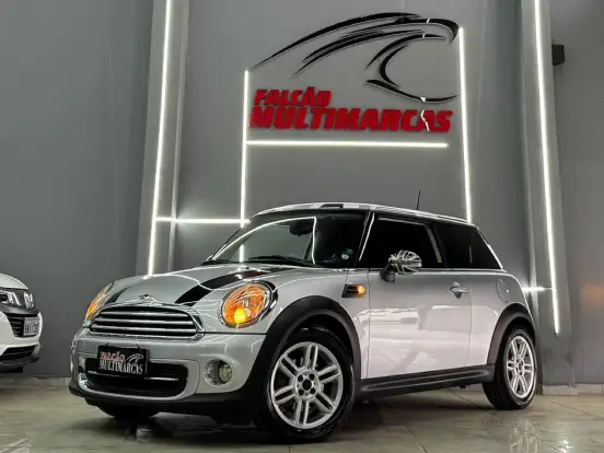 MINI-COOPER-2010