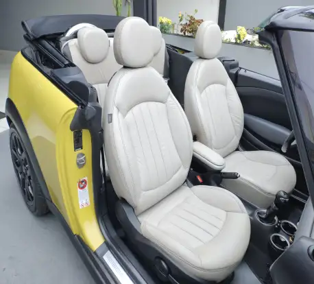 MINI-COOPER-2010