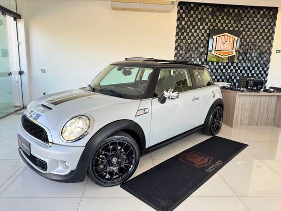 MINI COOPER 1.6 16V GASOLINA 2P AUTOMÁTICO