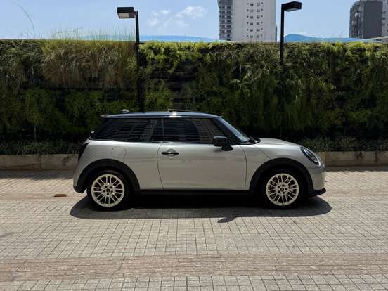 MINI-COOPER-2.0 16V TWINPOWER GASOLINA S TOP 2P STEPTRONIC MINI-COOPER-2024