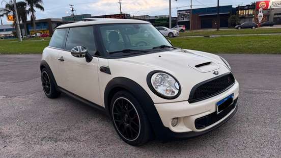 MINI-COOPER-2010