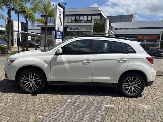 MITSUBISHI-ASX-2018