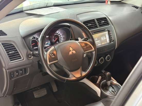 MITSUBISHI-ASX-2017