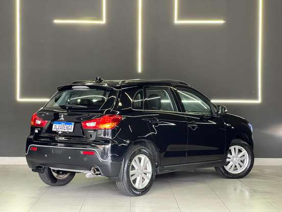 MITSUBISHI-ASX-2011