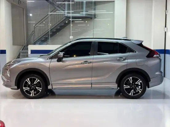 MITSUBISHI-ECLIPSE CROSS-2025
