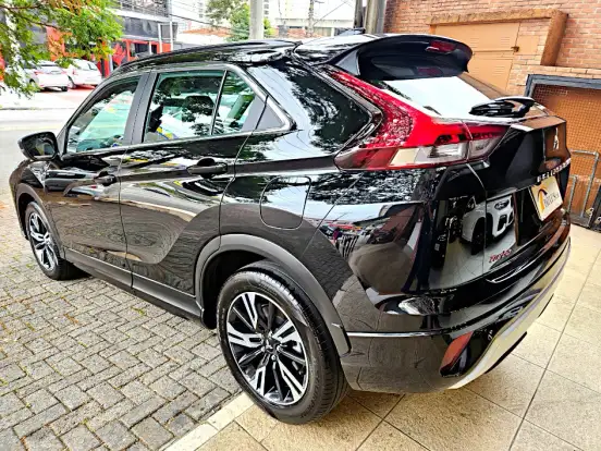 MITSUBISHI-ECLIPSE CROSS-1.5 MIVEC TURBO GASOLINA HPE CVT MITSUBISHI-ECLIPSE CROSS-2023