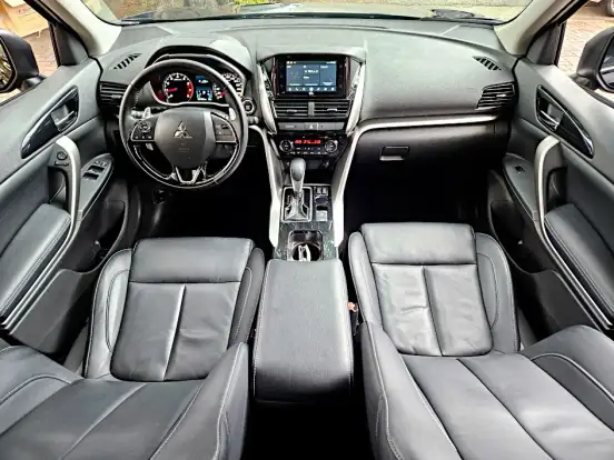MITSUBISHI-ECLIPSE CROSS-1.5 MIVEC TURBO GASOLINA HPE CVT MITSUBISHI-ECLIPSE CROSS-2023