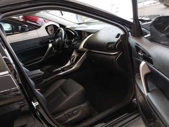 MITSUBISHI-ECLIPSE CROSS-1.5 MIVEC TURBO GASOLINA HPE CVT MITSUBISHI-ECLIPSE CROSS-2024