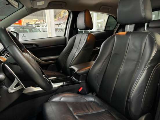 MITSUBISHI-ECLIPSE CROSS-2024