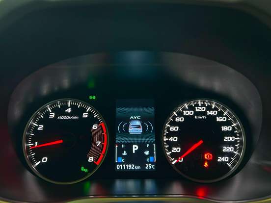 MITSUBISHI-ECLIPSE CROSS-1.5 MIVEC TURBO GASOLINA HPE-S CVT MITSUBISHI-ECLIPSE CROSS-2024