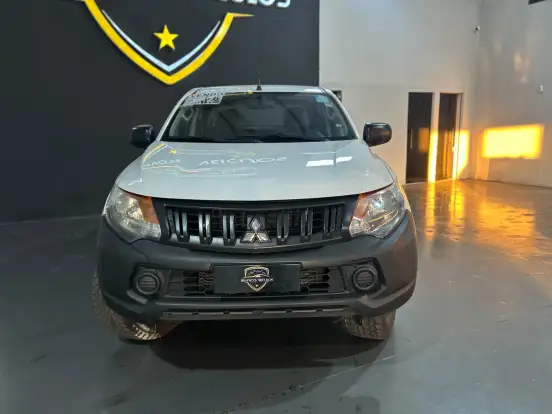 MITSUBISHI-L200 TRITON-2019