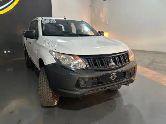 MITSUBISHI-L200 TRITON-2.4 16V TURBO DIESEL SPORT GL CD 4P 4X4 MANUAL MITSUBISHI-L200 TRITON-2019