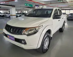 MITSUBISHI L200 TRITON 2.4 16V TURBO DIESEL OUTDOOR GLX CD 4X4 MANUAL MITSUBISHI L200 TRITON 2.4 16V TURBO DIESEL OUTDOOR GLX CD 4X4 MANUAL