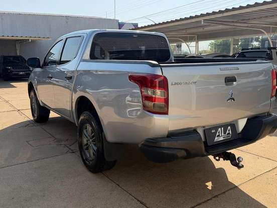 MITSUBISHI-L200 TRITON-2.4 16V TURBO DIESEL SPORT GL CD 4P 4X4 MANUAL MITSUBISHI-L200 TRITON-2020