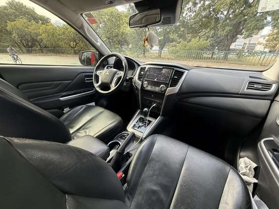 MITSUBISHI-L200 TRITON-2020
