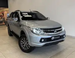 MITSUBISHI L200 TRITON 2.4 16V TURBO DIESEL SPORT HPE-S CD 4P 4X4 AUTOMÁTICO MITSUBISHI L200 TRITON 2.4 16V TURBO DIESEL SPORT HPE-S CD 4P 4X4 AUTOMÁTICO