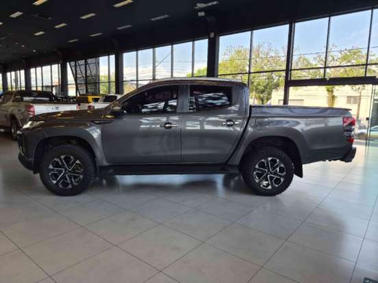 MITSUBISHI-L200 TRITON-2.4 16V TURBO DIESEL SPORT HPE-S CD 4P 4X4 AUTOMÁTICO MITSUBISHI-L200 TRITON-2022