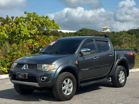 MITSUBISHI-L200 TRITON-3.2 HPE 4X4 CD 16V TURBO INTERCOOLER DIESEL 4P AUTOMÁTICO MITSUBISHI-L200 TRITON-2012