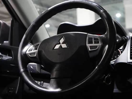 MITSUBISHI-LANCER-2.0 GT 16V GASOLINA 4P AUTOMÁTICO MITSUBISHI-LANCER-2013