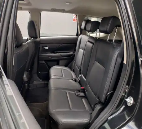 MITSUBISHI-OUTLANDER-2.0 16V GASOLINA 4P AUTOMÁTICO MITSUBISHI-OUTLANDER-2013