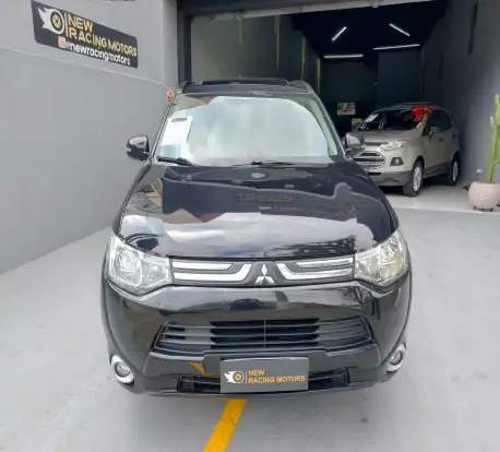 MITSUBISHI-OUTLANDER-2.0 16V GASOLINA 4P AUTOMÁTICO MITSUBISHI-OUTLANDER-2013